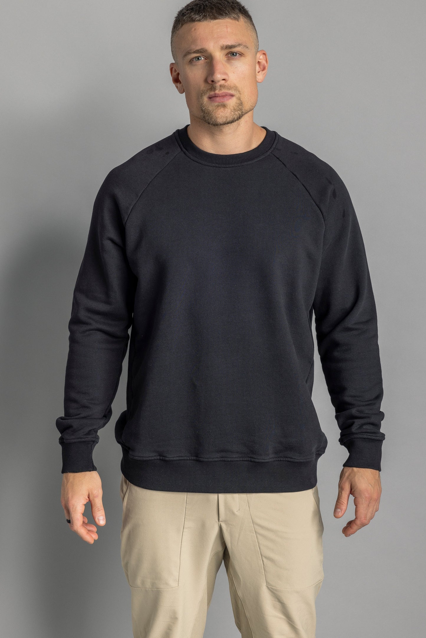 Raglan Sweatshirt Unisex Black