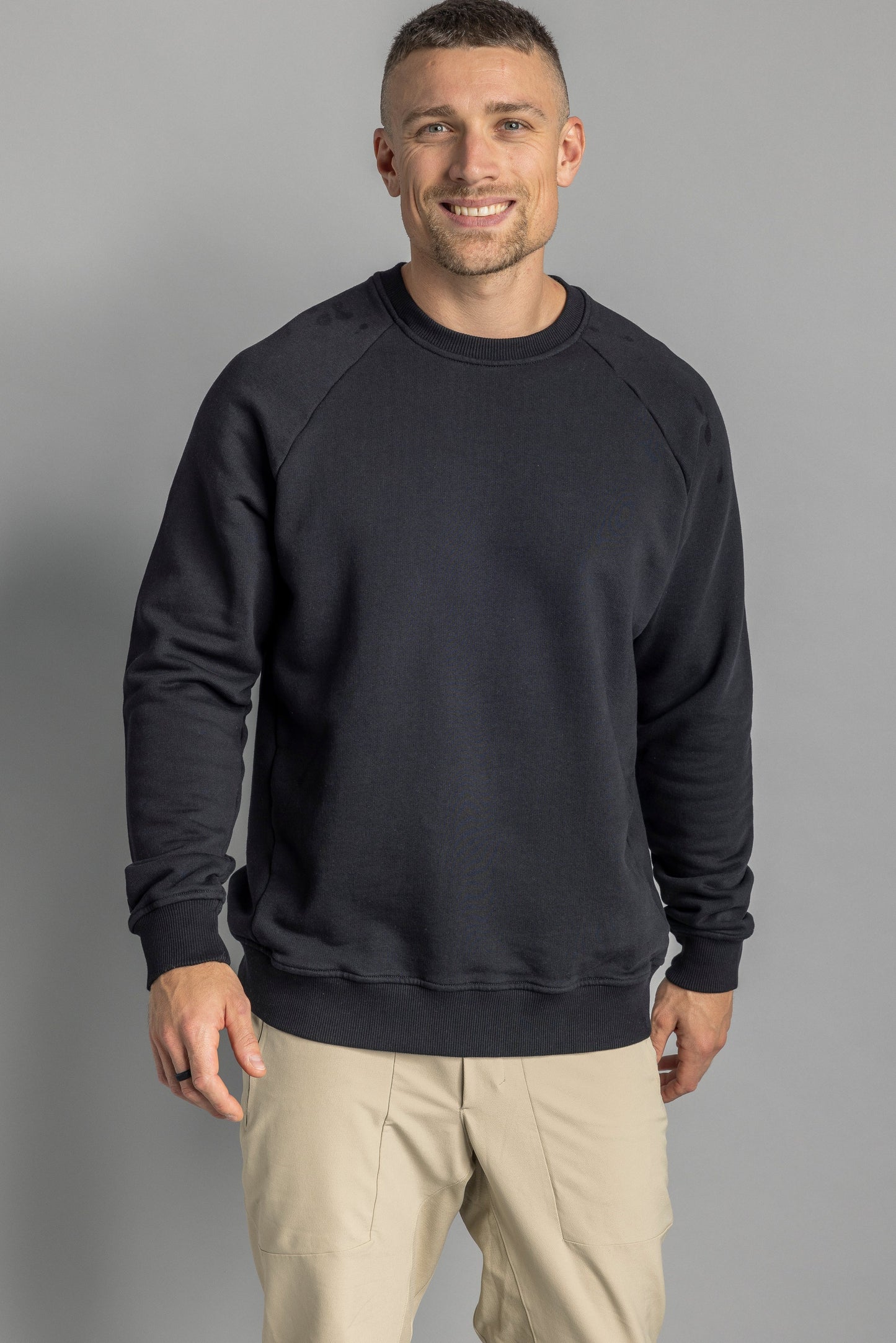 Raglan Sweatshirt Unisex Black
