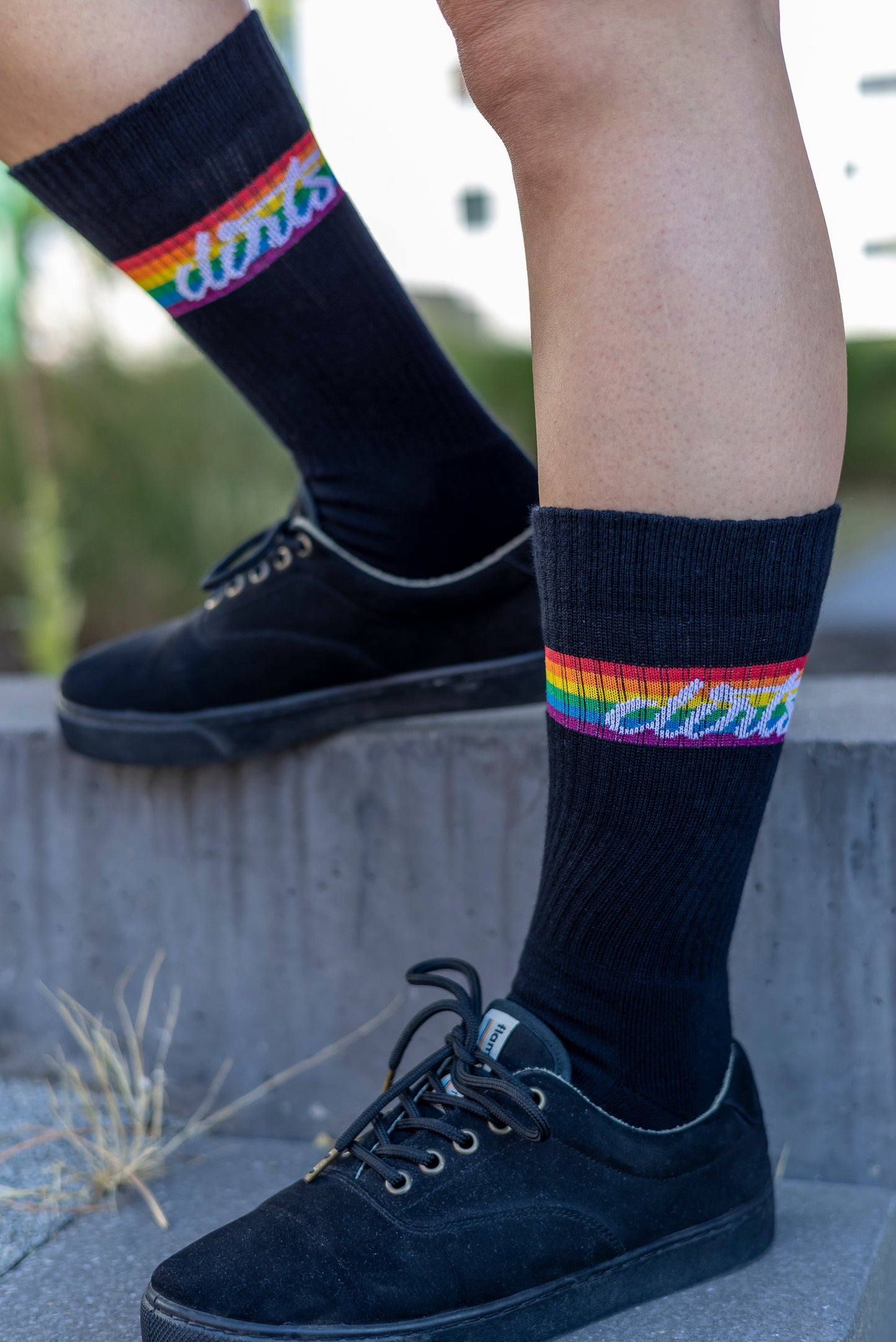 Chaussettes arc-en-ciel, noires