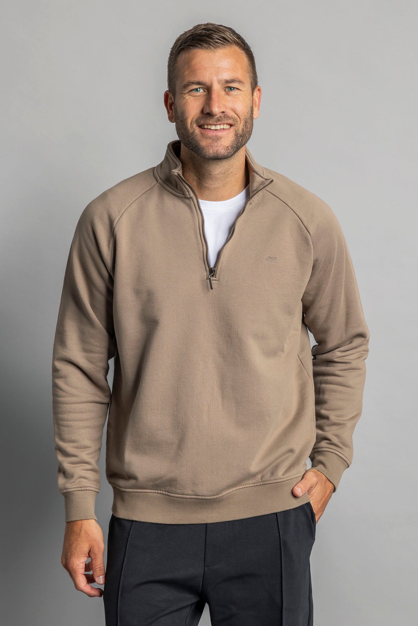 Quarter Zip Raglan