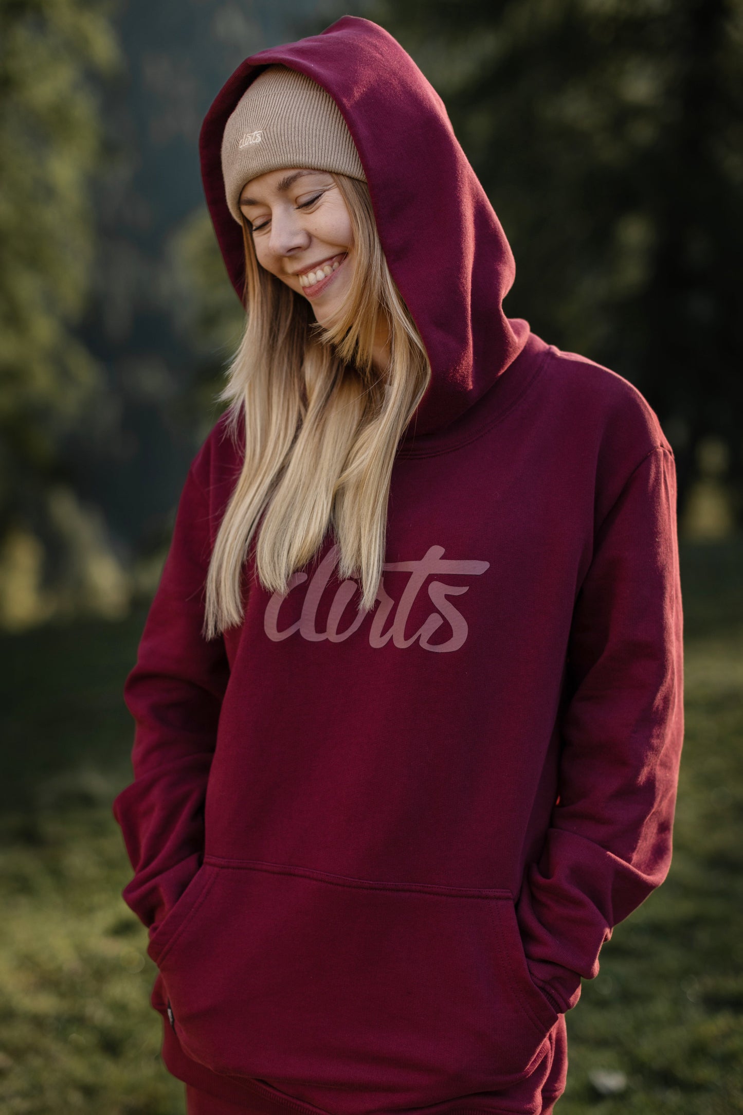 Premium Logo Hoodie Unisex, Rubin